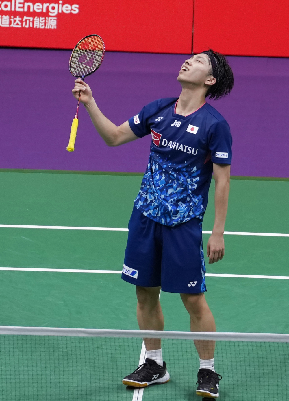 坚守并践行 坚守并践行